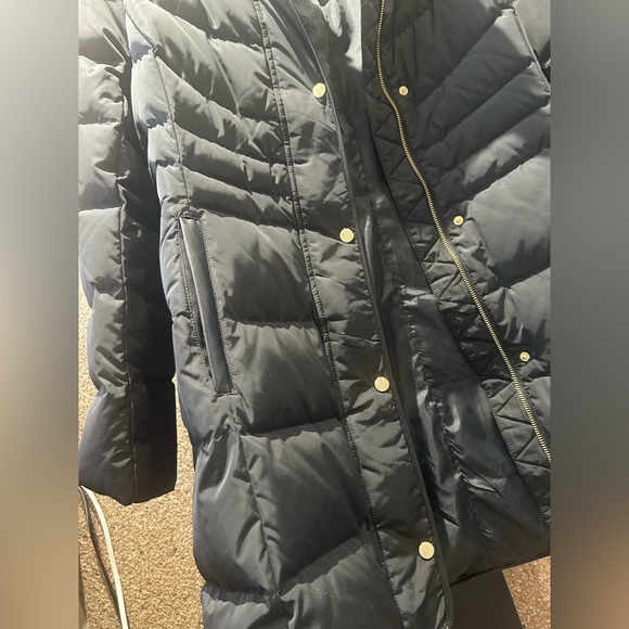 Cole Haan Signature Black Down Puffer Jacket with Faux Fur Trim, Size Large, NWT - Picture 7 of 8